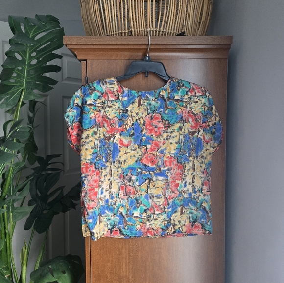 Colorful Abstract Print Blouse - Picture 1 of 4